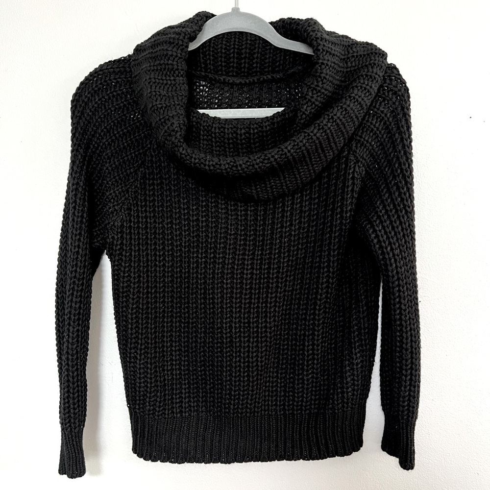 Women’s Turtleneck ribbed knit Dropped Sweater